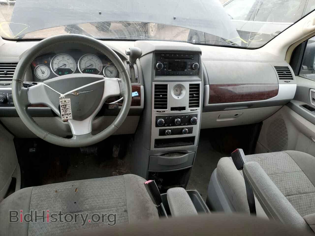 2010 CHRYSLER MINIVAN - VIN: 2A4RR5D18AR132471 - Фото 8