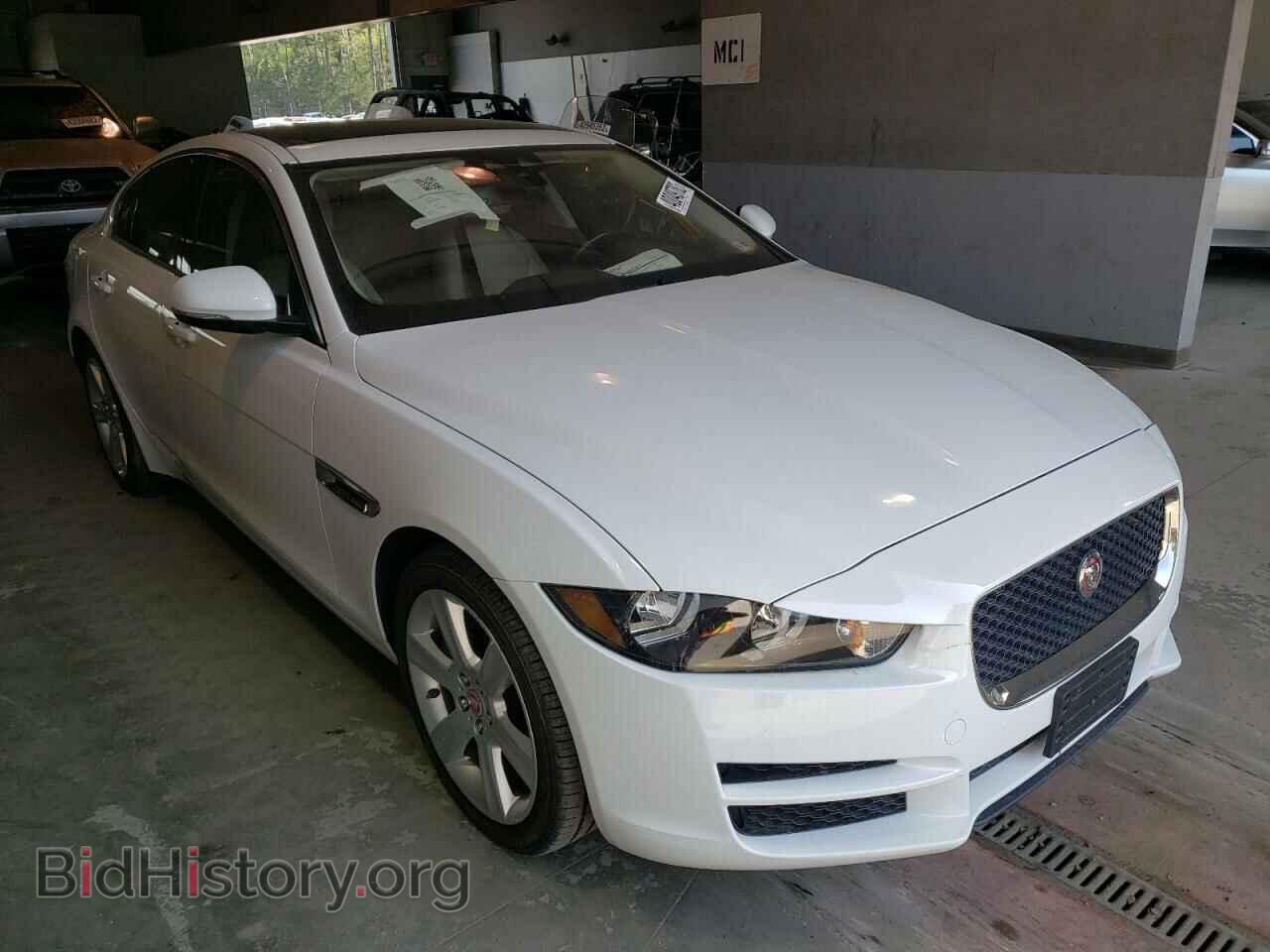 Photo SAJAE4BG6HA966965 - JAGUAR XE 2017