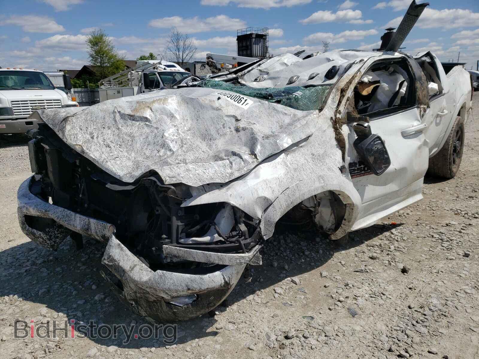 2017 RAM 2500 - VIN: 3C6TR5DT8HG679454 - Фото 2