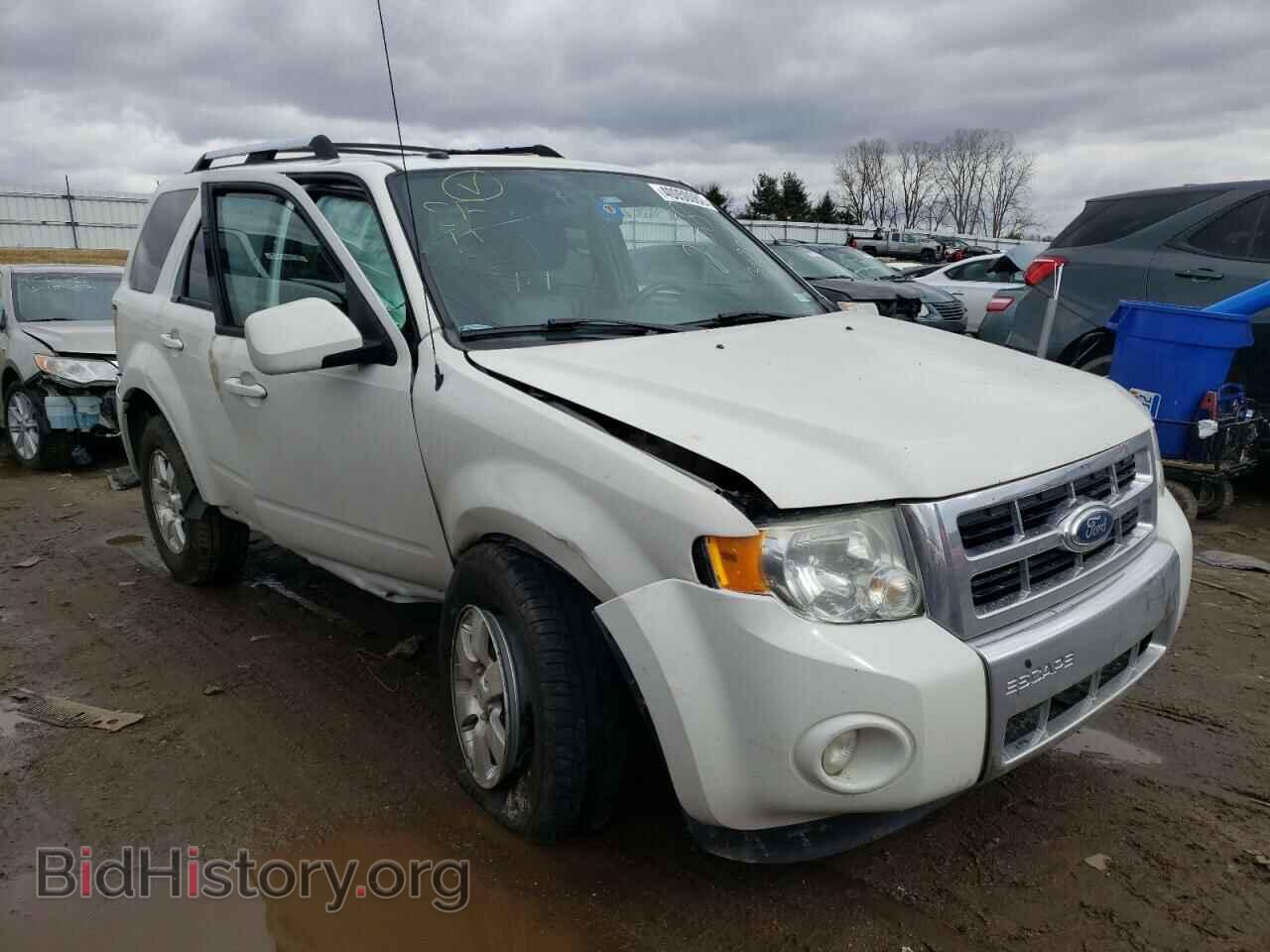 Фотография 1FMCU0E77BKB27581 - FORD ESCAPE 2011