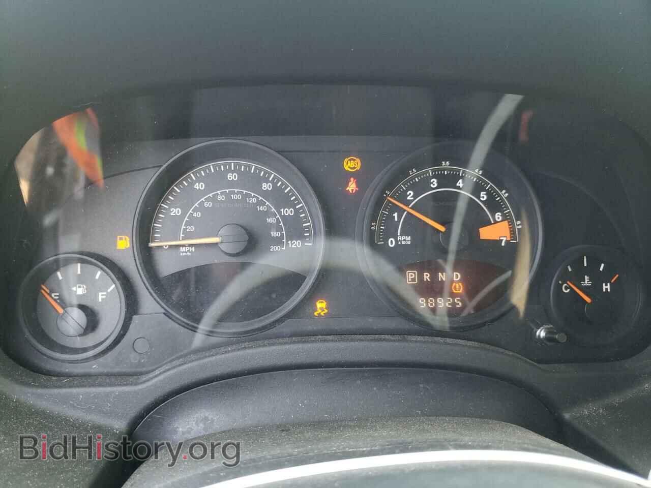 2014 JEEP COMPASS - VIN: 1C4NJCBA5ED524111 - Фото 8