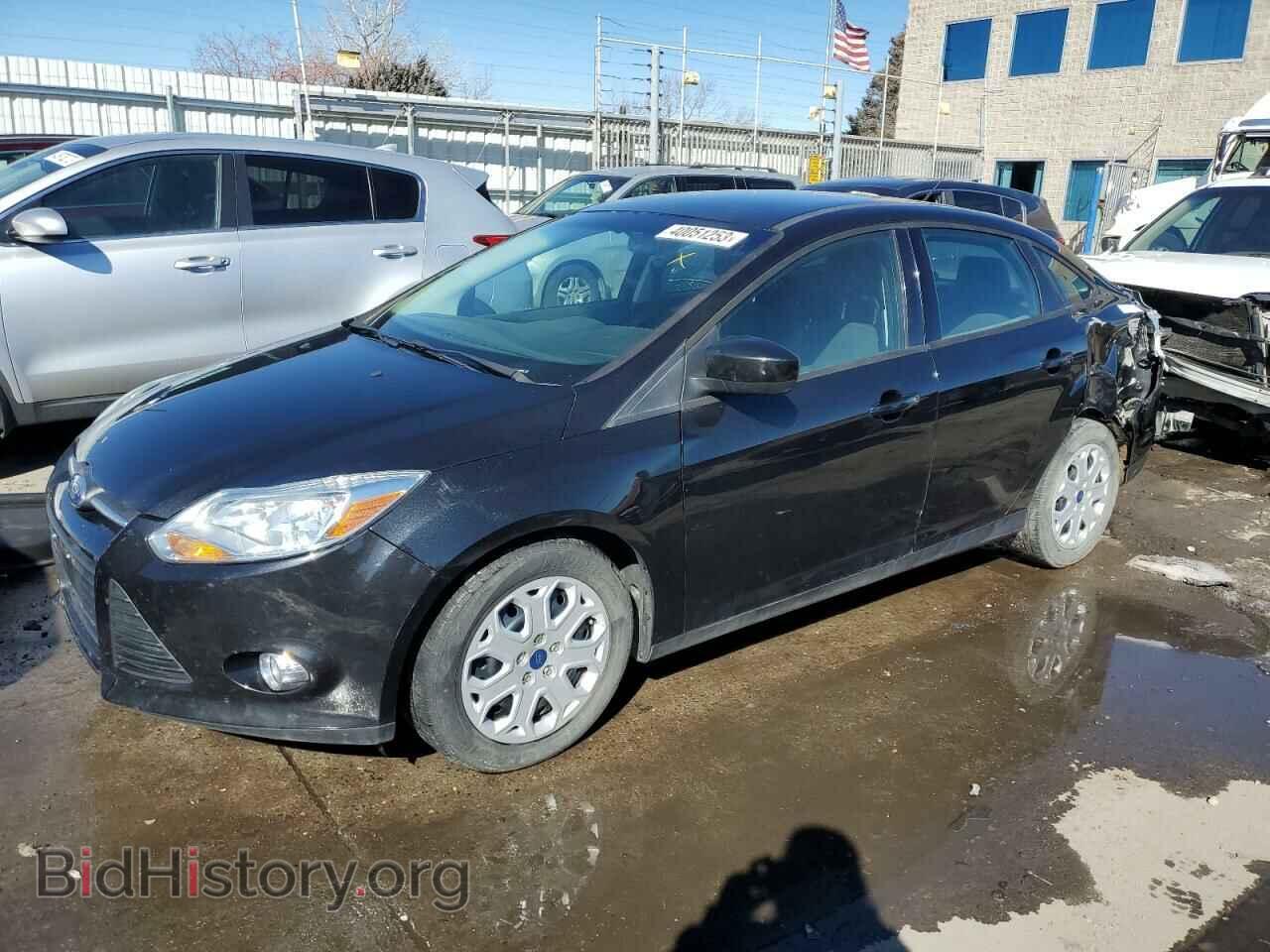 Photo 1FAHP3F28CL290232 - FORD FOCUS 2012