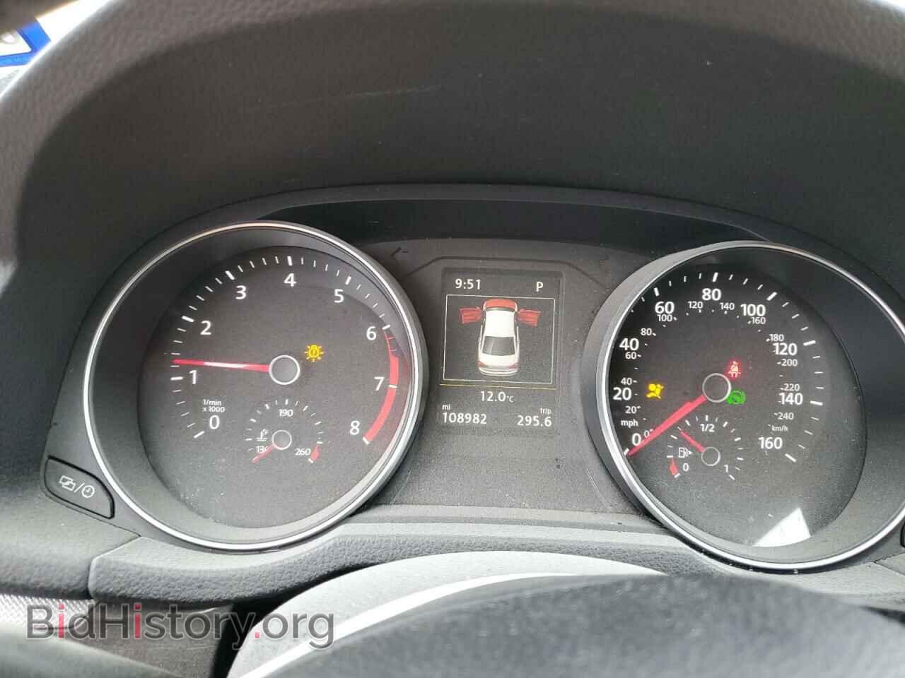 2017 VOLKSWAGEN PASSAT - VIN: 1VWCT7A39HC062008 - Фото 9