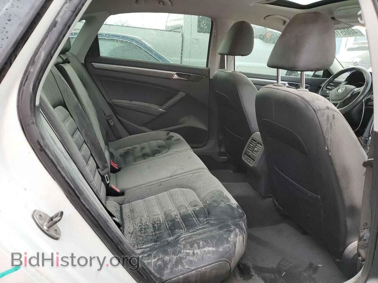 2017 VOLKSWAGEN PASSAT - VIN: 1VWCT7A39HC062008 - Фото 10