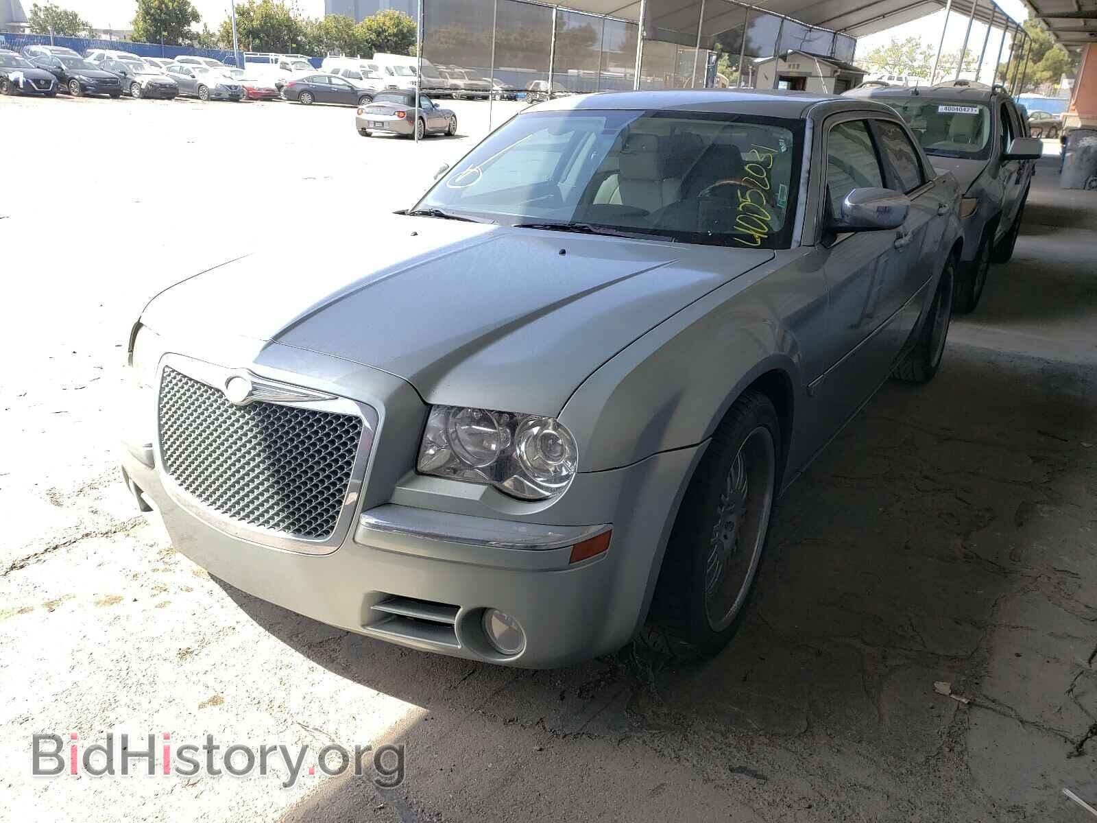 2006 CHRYSLER 300 - VIN: 2C3LA63H26H199267 - Фото 2