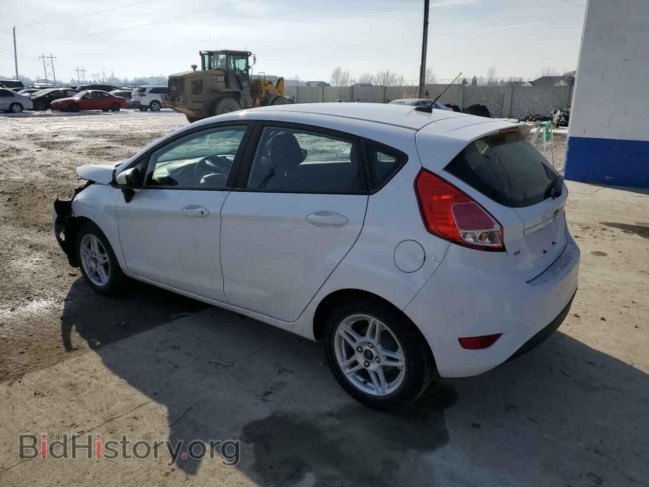 2018 FORD FIESTA - VIN: 3FADP4EJ2JM101342 - Фото 2