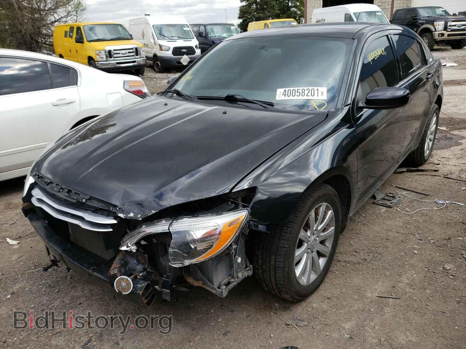 2012 CHRYSLER 200 - VIN: 1C3CCBBBXCN180842 - Фото 2