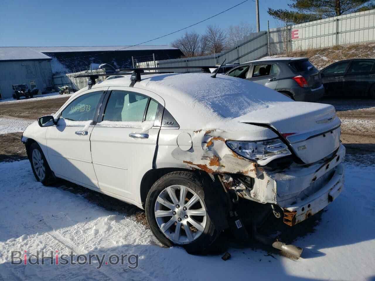 2013 CHRYSLER 200 - VIN: 1C3CCBBG9DN678625 - Фото 2