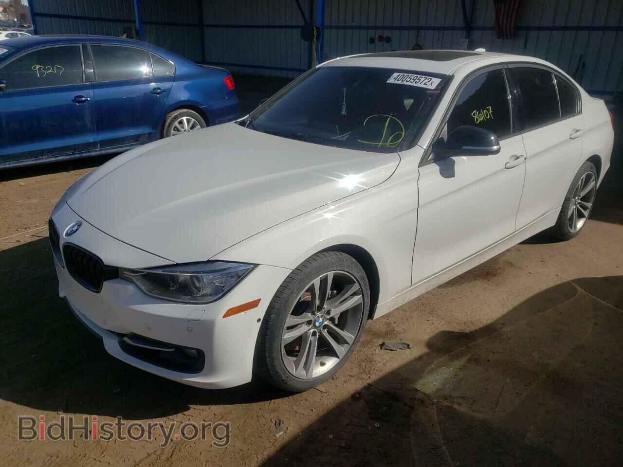 2013 BMW 3 SERIES - VIN: WBA3B9C55DF140970 - Фото 2