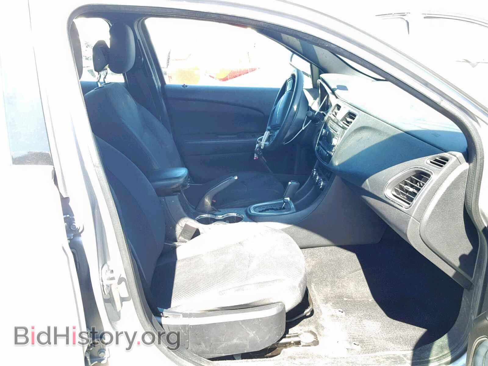 2014 CHRYSLER 200 - VIN: 1C3CCBAB2EN211988 - Фото 5