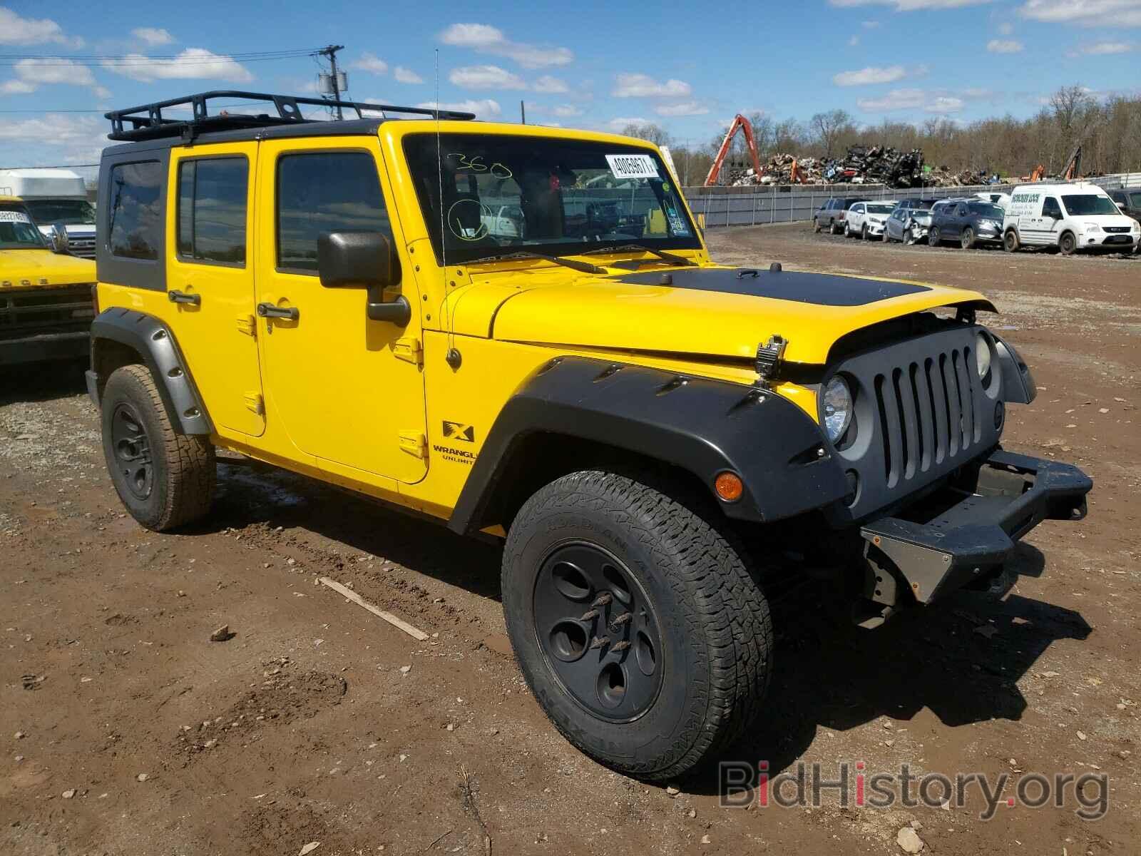 Photo 1J4GA39158L523219 - JEEP WRANGLER 2008