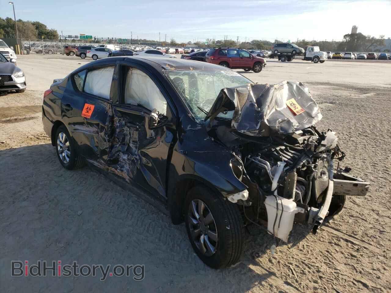 2017 NISSAN VERSA - VIN: 3N1CN7AP1HL891193 - Фото 4