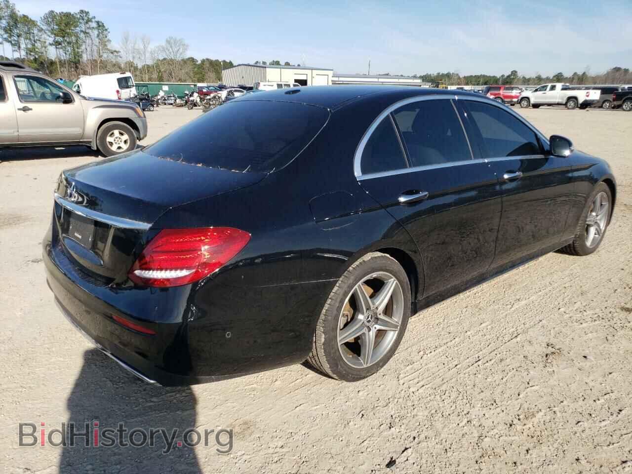 2018 MERCEDES-BENZ E-CLASS - VIN: WDDZF4JB3JA306561 - Фото 3