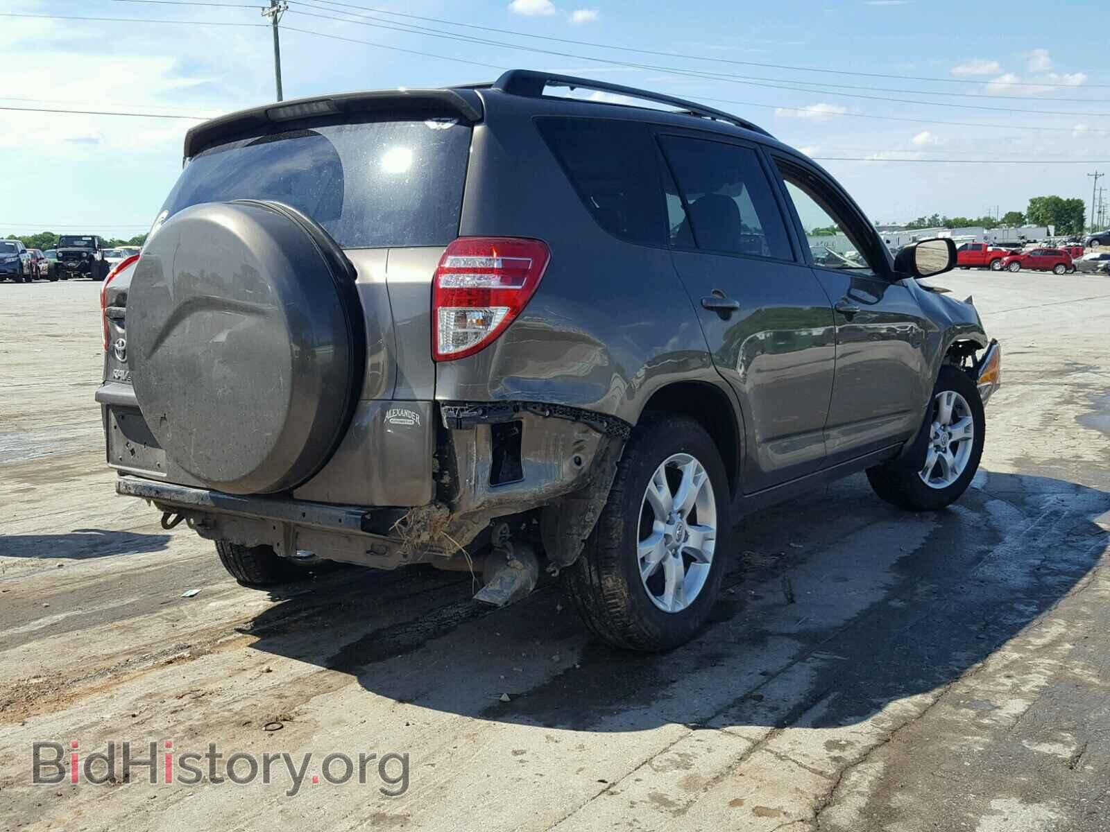 2011 TOYOTA RAV4 - VIN: 2T3ZF4DV5BW069560 - Фото 4