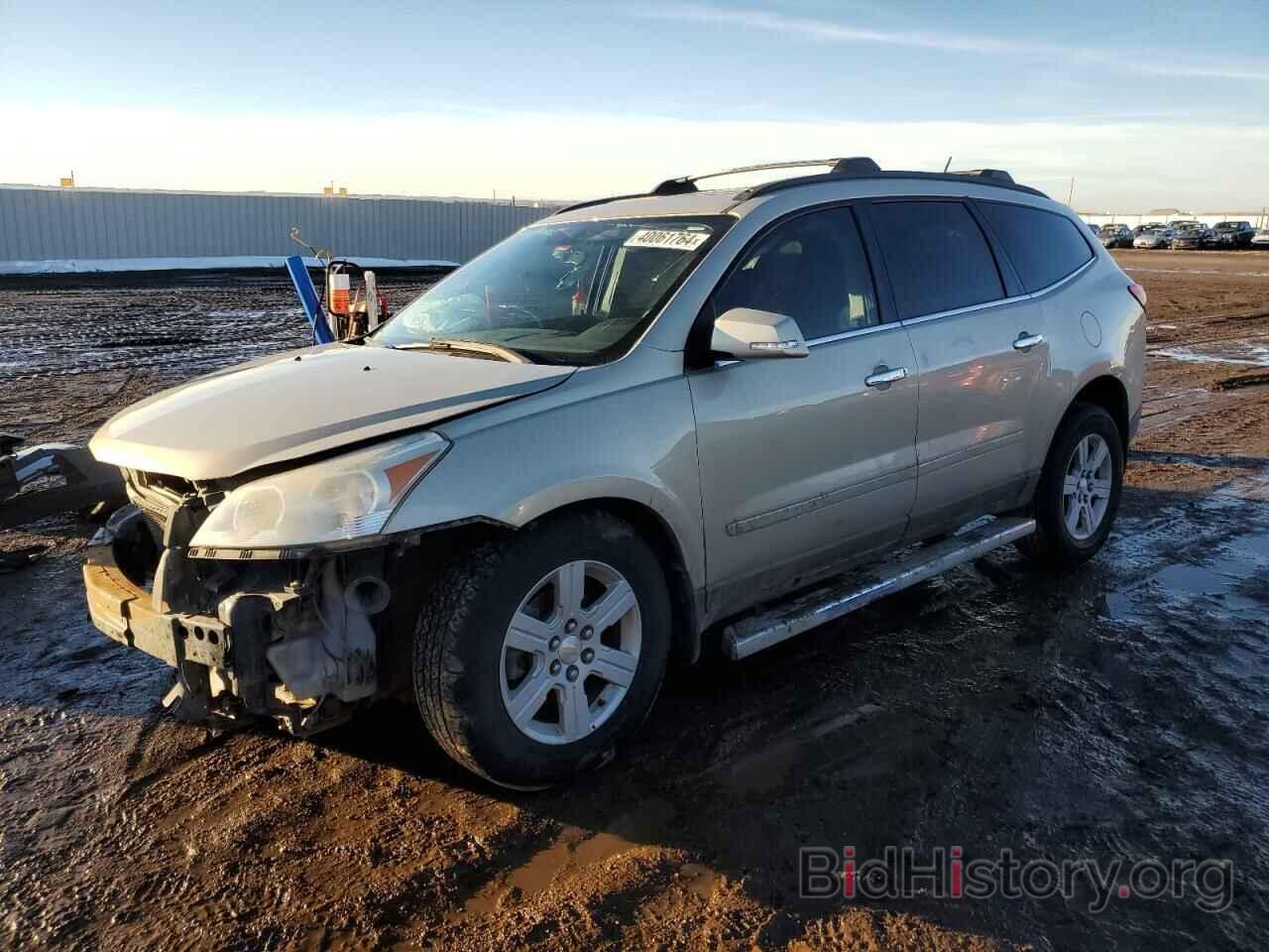 Photo 1GNLVFED0AS134002 - CHEVROLET TRAVERSE 2010