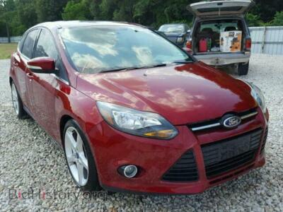 2014 Ford FOCUS Focus Tita, красный — VIN 1FADP3N22EL430102, Copart