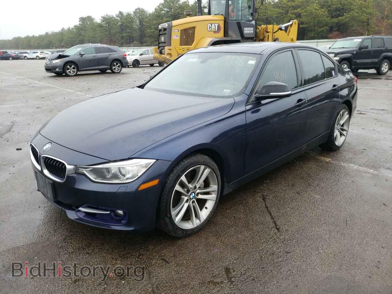 2013 BMW 3 SERIES - VIN: WBA3B9C51DF585206 - Фото 2