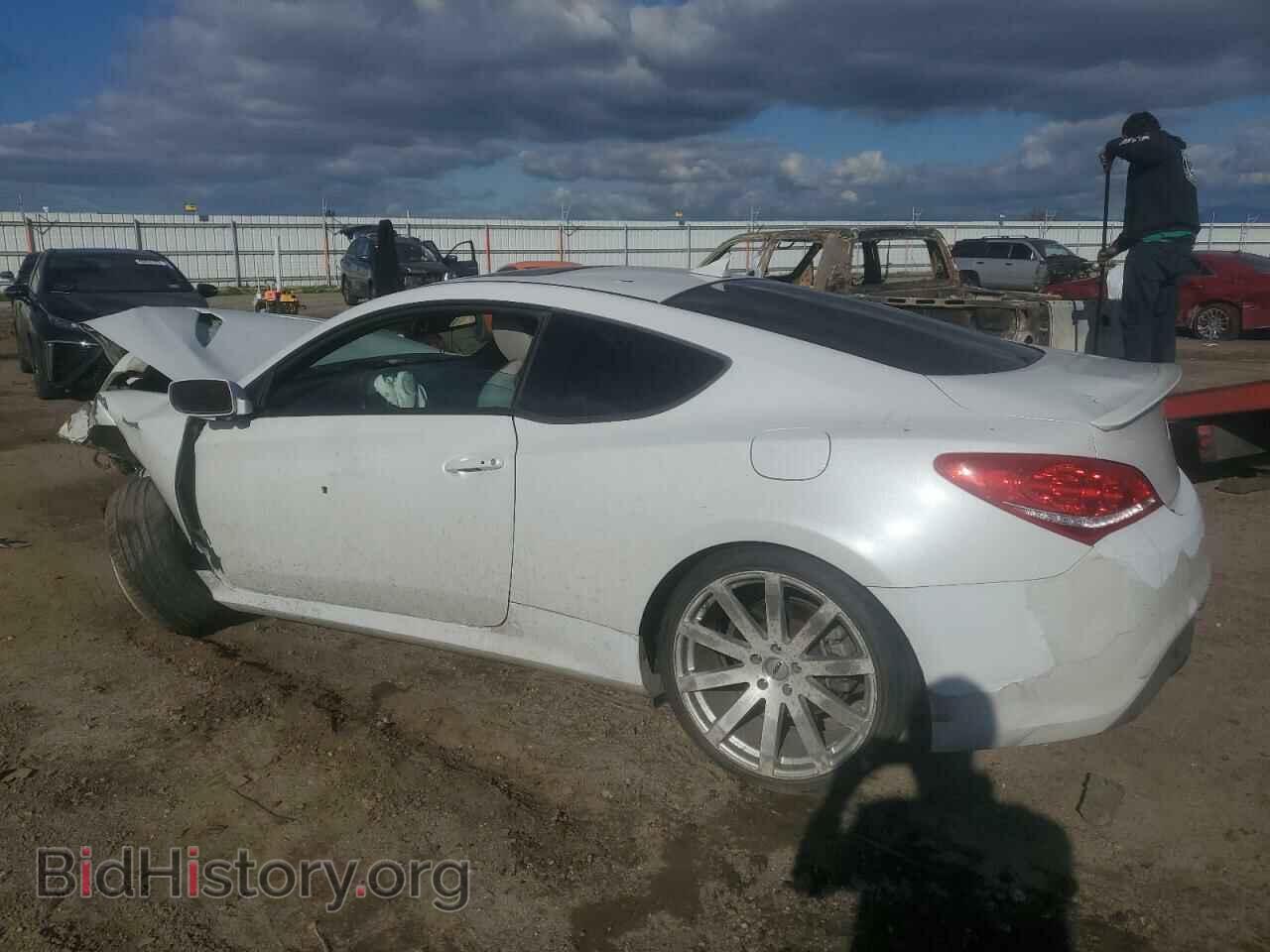 2013 HYUNDAI GENESIS - VIN: KMHHT6KD8DU089033 - Фото 2