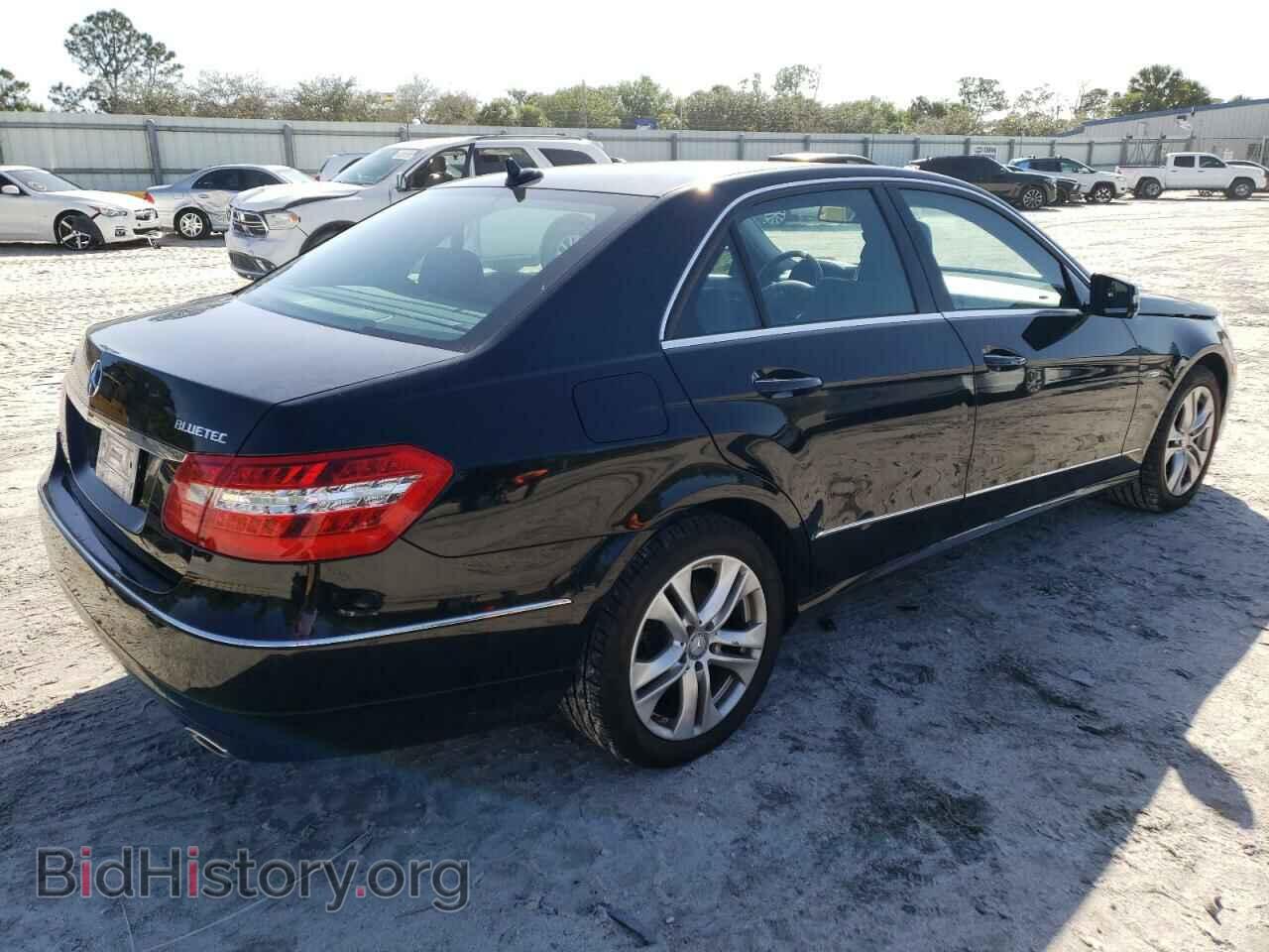 2011 MERCEDES-BENZ E-CLASS - VIN: WDDHF2EB0BA342235 - Фото 3