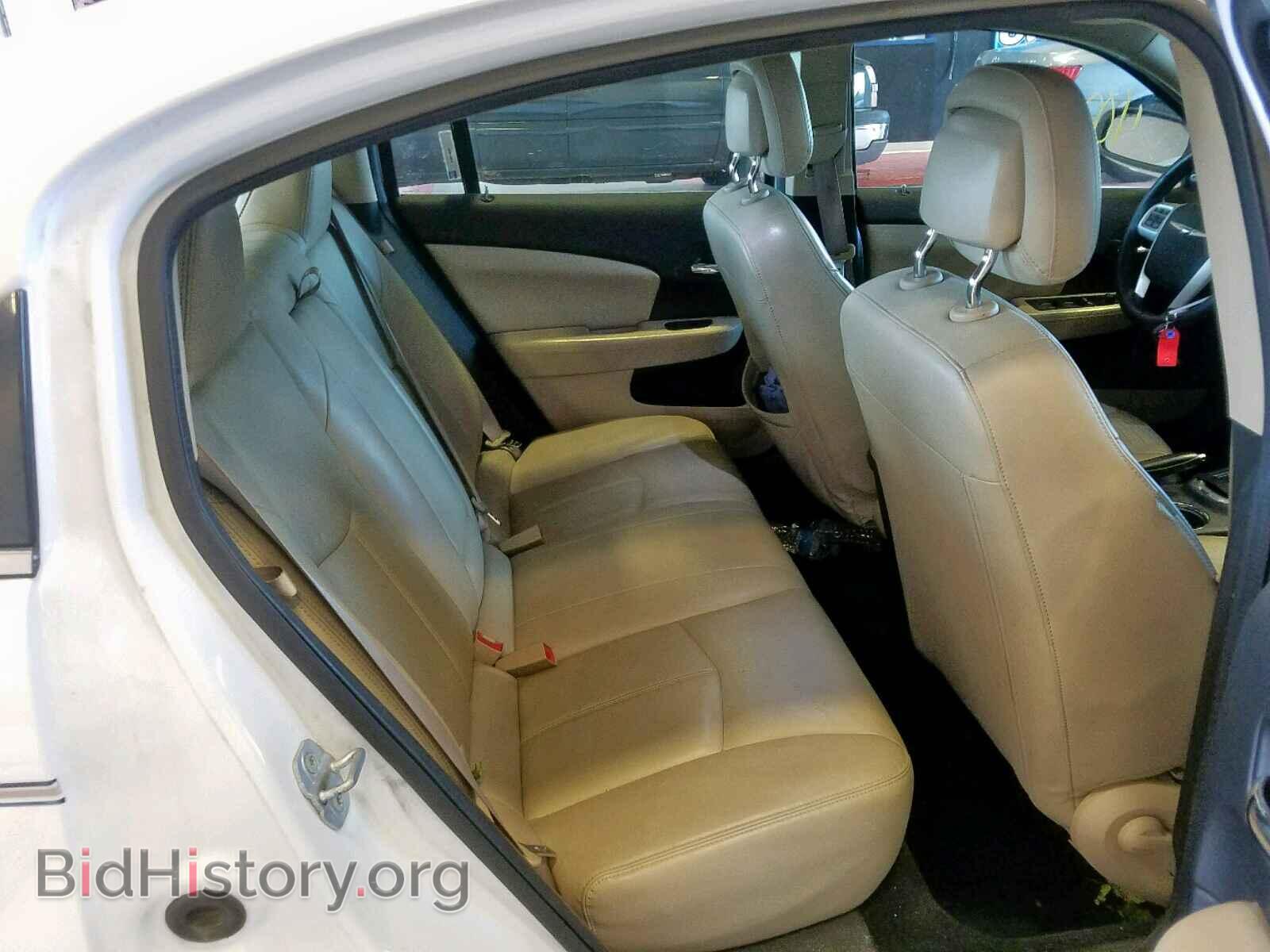 2013 CHRYSLER 200 - VIN: 1C3CCBCG7DN638901 - Photo 6