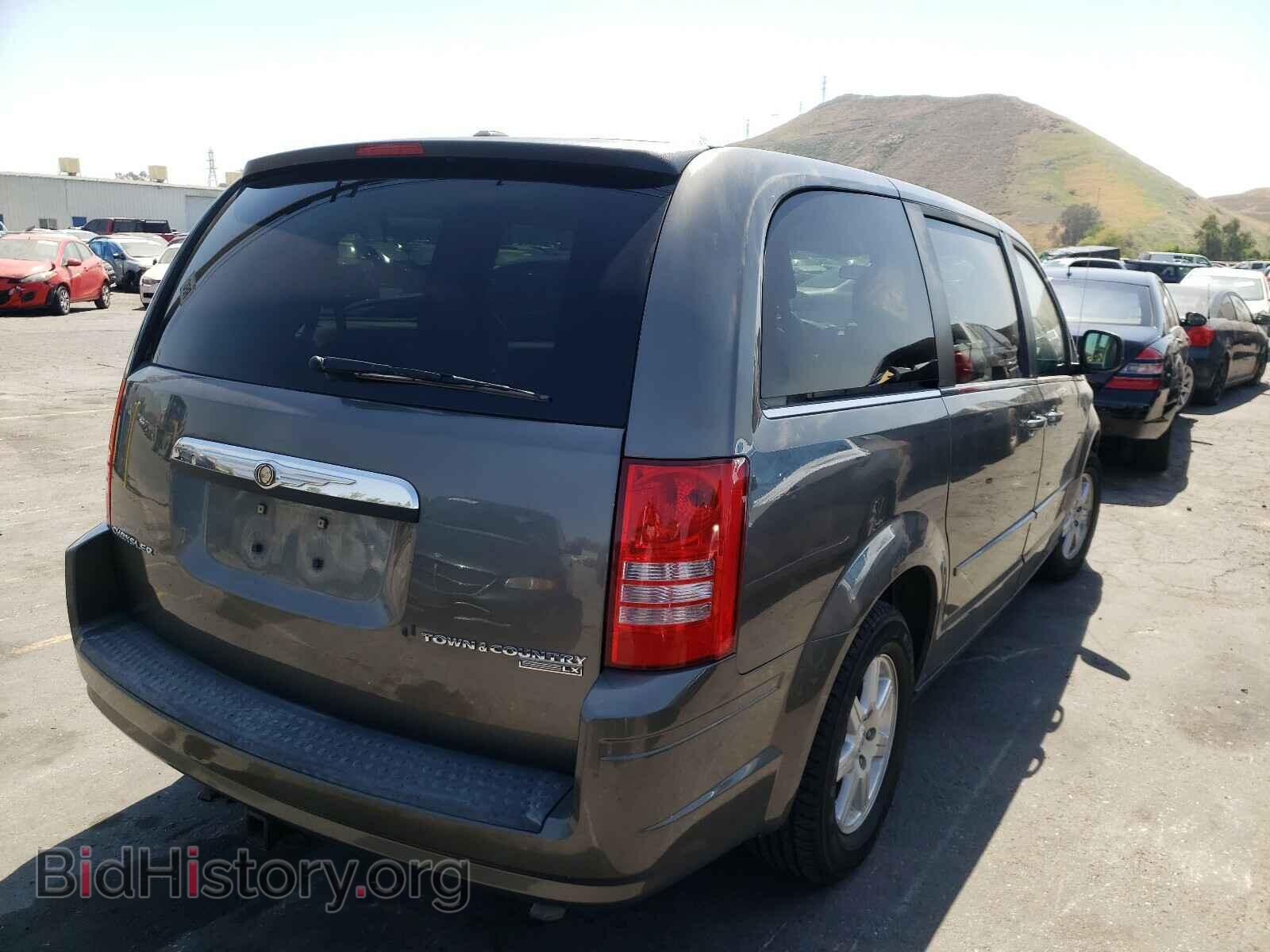 2010 CHRYSLER MINIVAN - VIN: 2A4RR2D10AR423366 - Фото 4