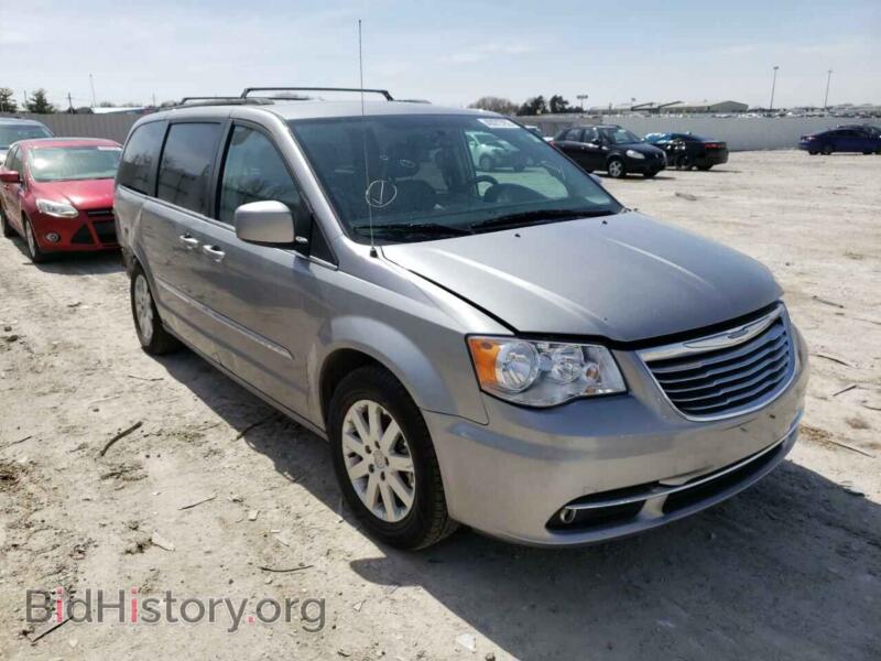 2016 Chrysler MINIVAN Town & COU (VIN 2C4RC1BG2GR229357) — photo 1 of 10, Copart, damage: rear end