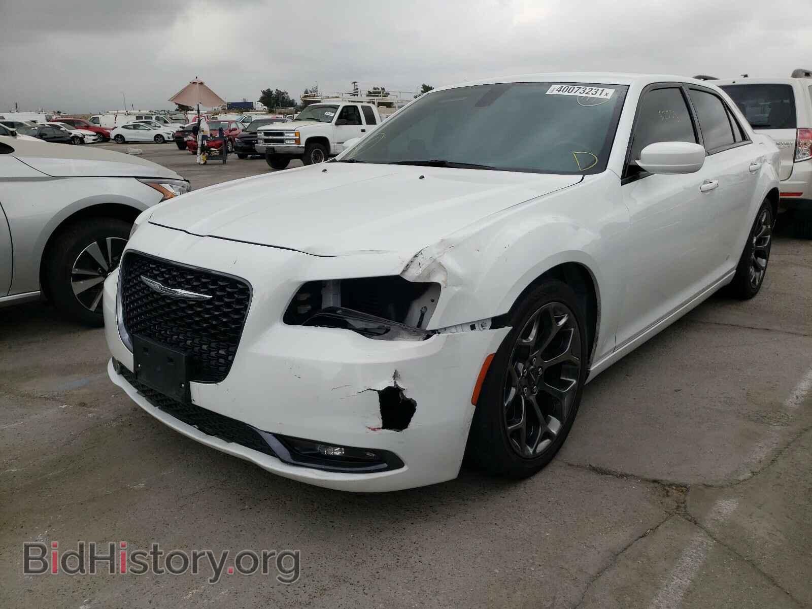 2018 CHRYSLER 300 - VIN: 2C3CCABGXJH213964 - Фото 2