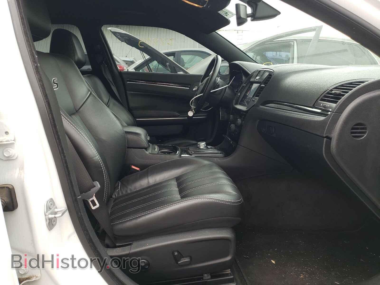 2018 CHRYSLER 300 - VIN: 2C3CCABGXJH213964 - Фото 5