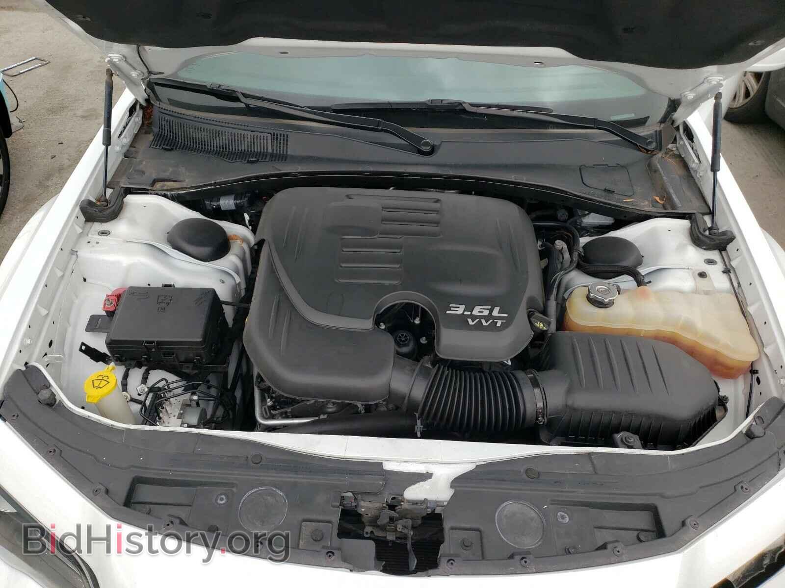2018 CHRYSLER 300 - VIN: 2C3CCABGXJH213964 - Фото 7