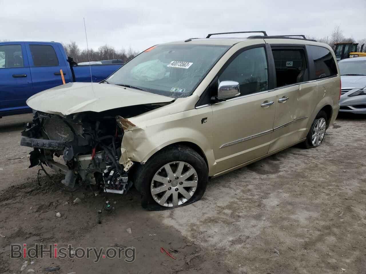 Photo 2A4RR8DG2BR614019 - CHRYSLER MINIVAN 2011