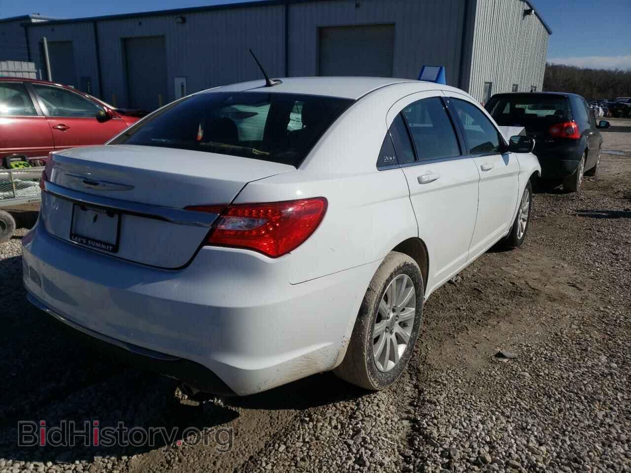 2014 CHRYSLER 200 - VIN: 1C3CCBBB0EN186300 - Фото 4