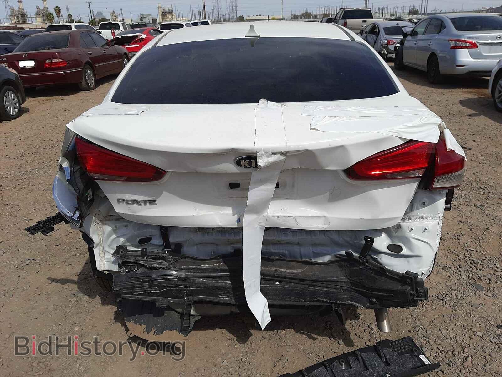 2017 KIA FORTE - VIN: 3KPFK4A70HE066056 - Фото 9
