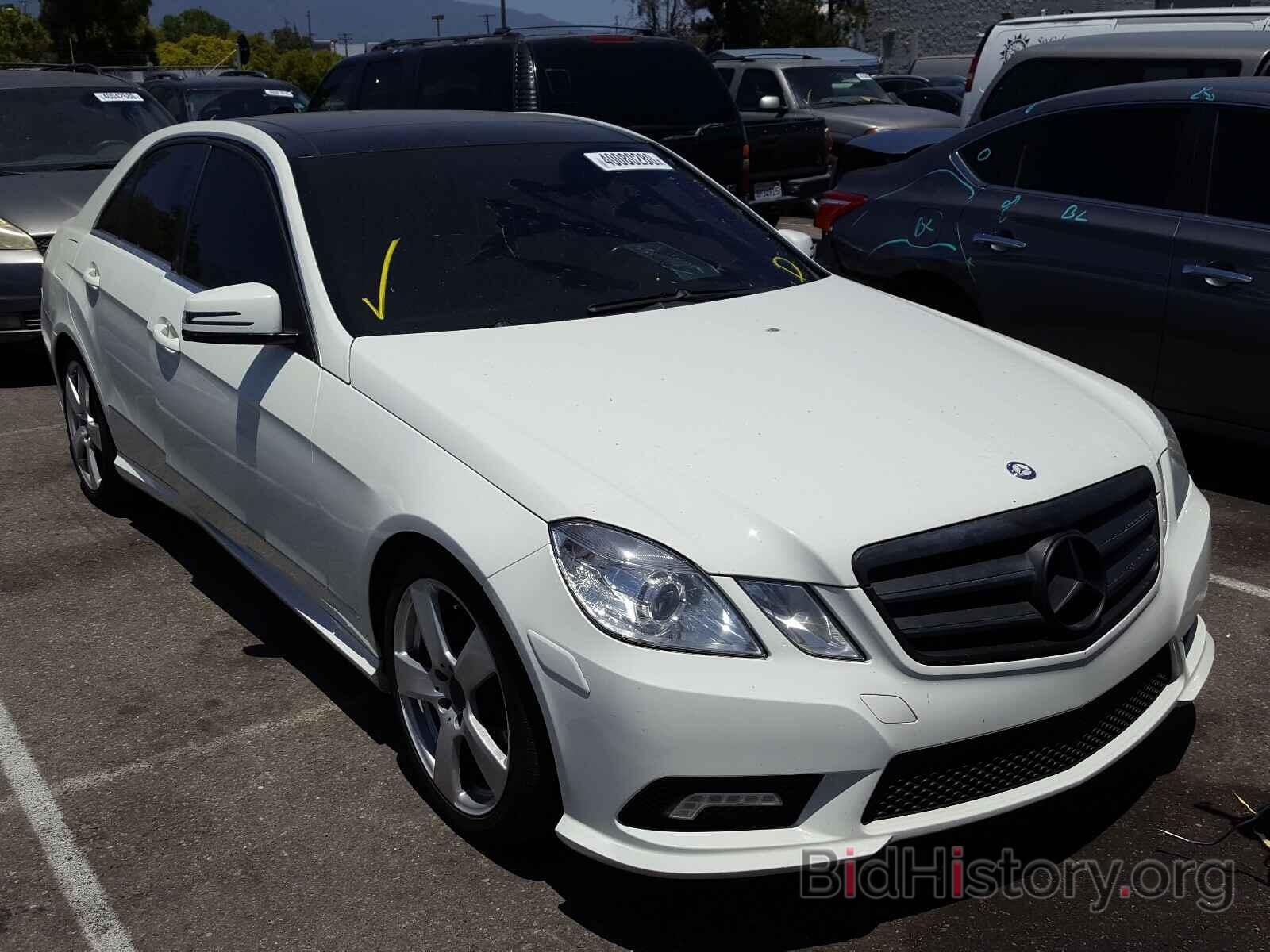 Photo WDDHF5GB0BA501673 - MERCEDES-BENZ E CLASS 2011