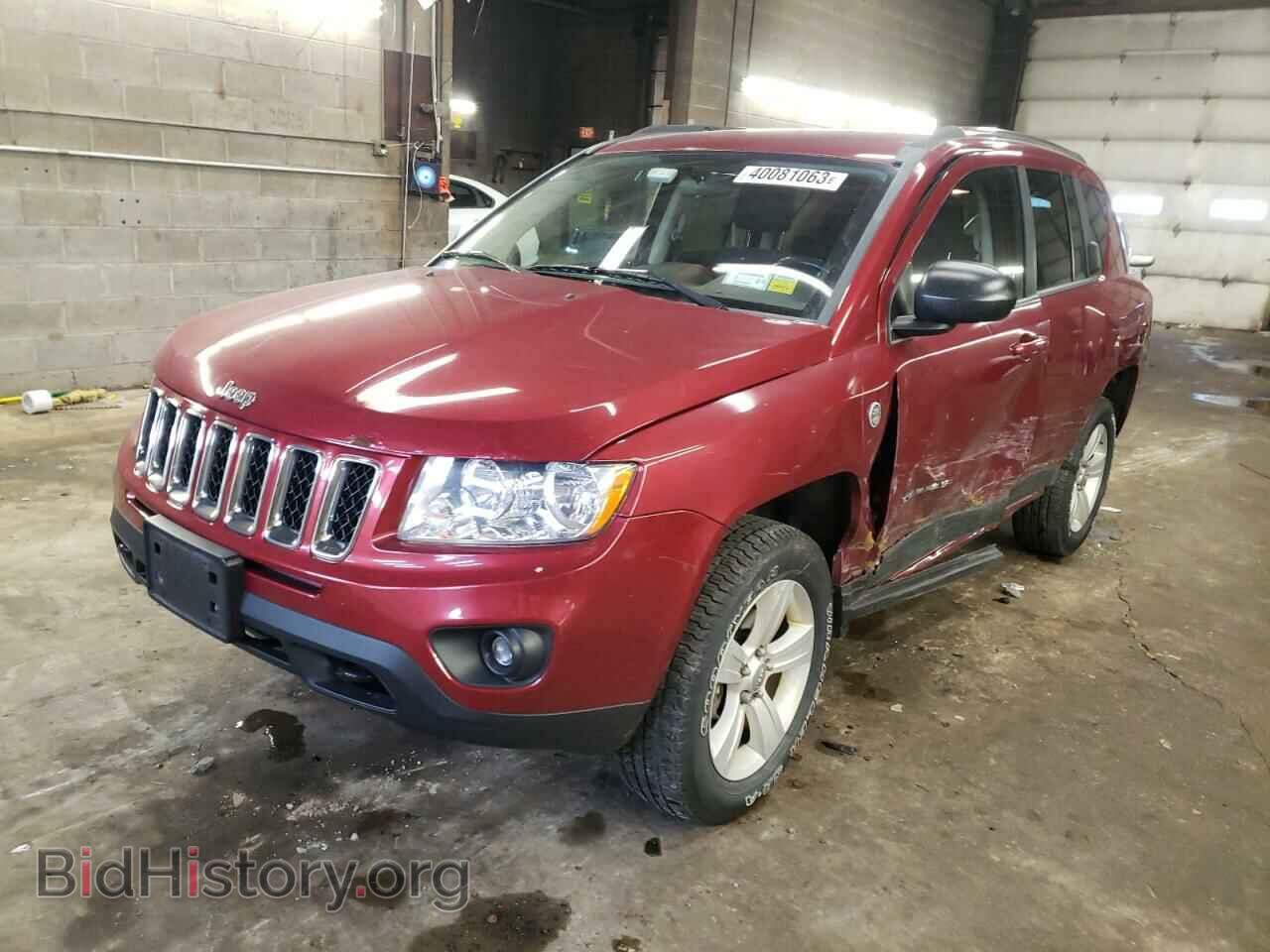 Photo 1J4NF1FB6BD219313 - JEEP COMPASS 2011