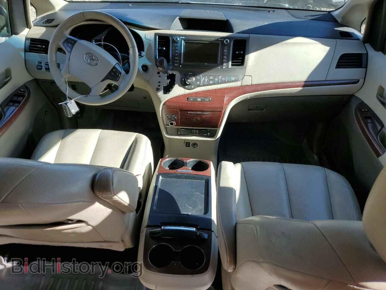 2011 TOYOTA All Models - VIN: 5TDDK3DC7BS012034 - Фото 8