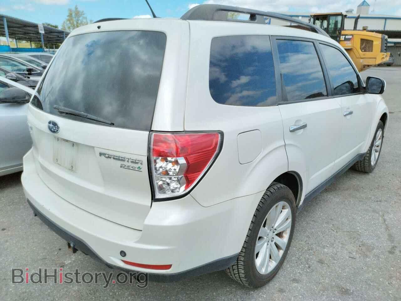 2011 SUBARU FORESTER - VIN: JF2SHACC6BH733995 - Фото 4