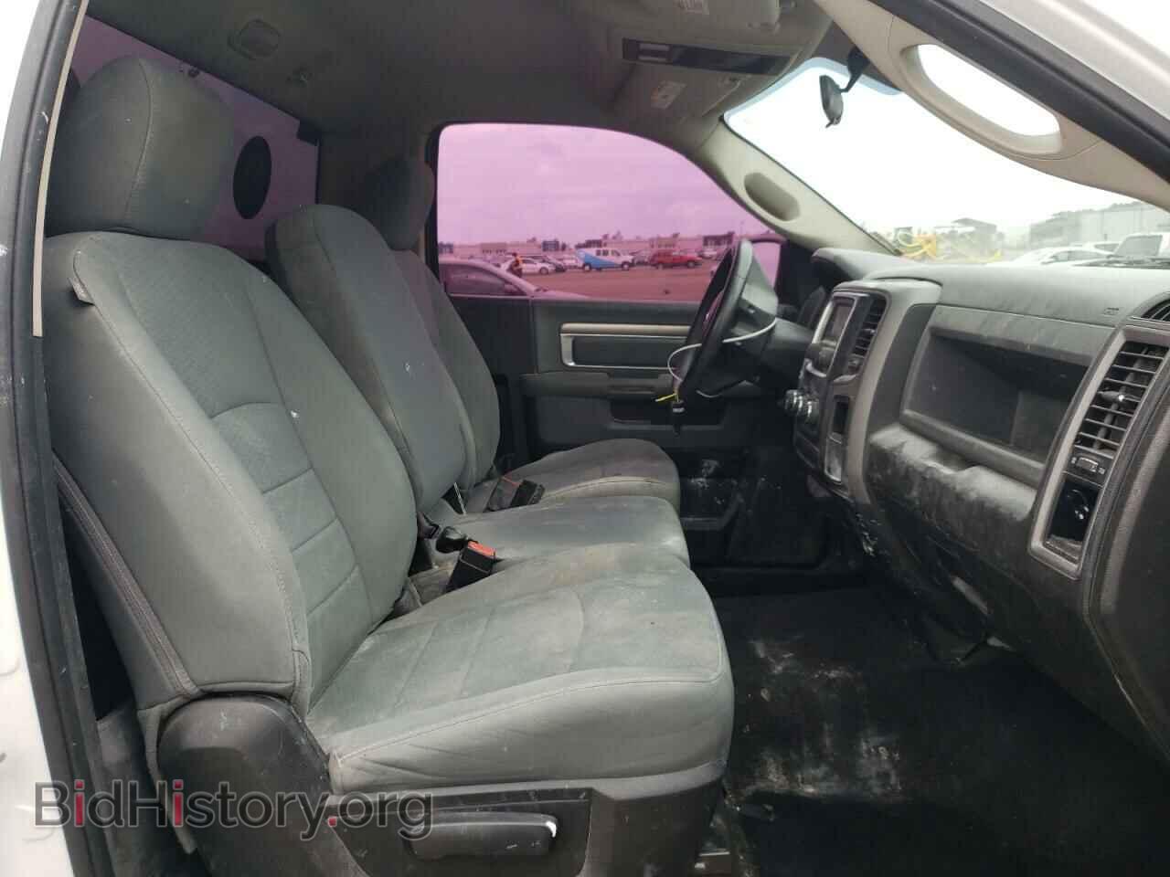 2017 RAM 1500 - VIN: 3C6JR6AG7HG640228 - Фото 5