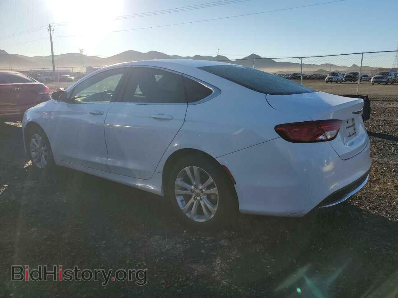 2015 CHRYSLER 200 - VIN: 1C3CCCAB3FN630665 - Фото 2