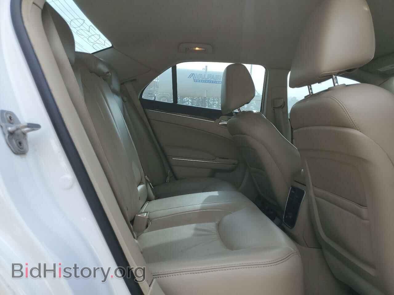 2011 CHRYSLER 300 - VIN: 2C3CA5CG2BH583030 - Фото 10