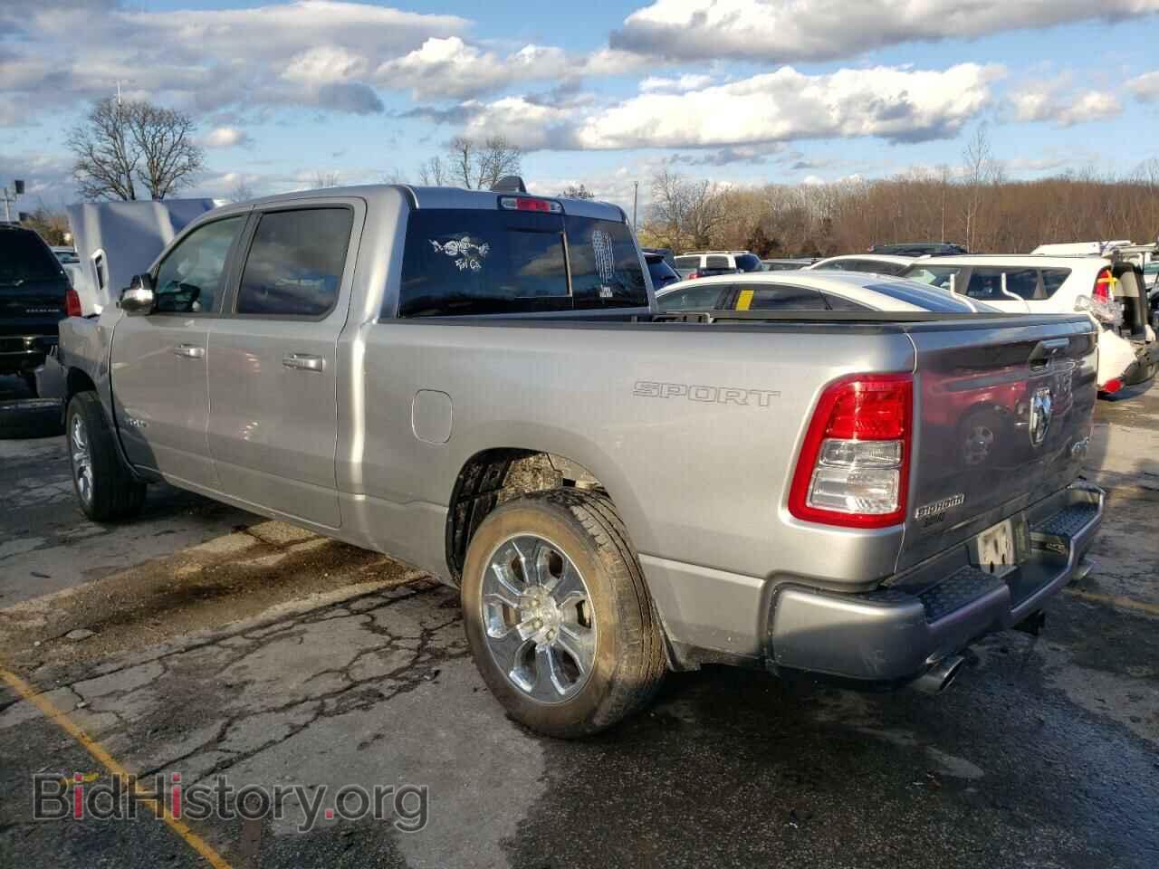 2021 RAM 1500 - VIN: 1C6SRFMT5MN779305 - Фото 2