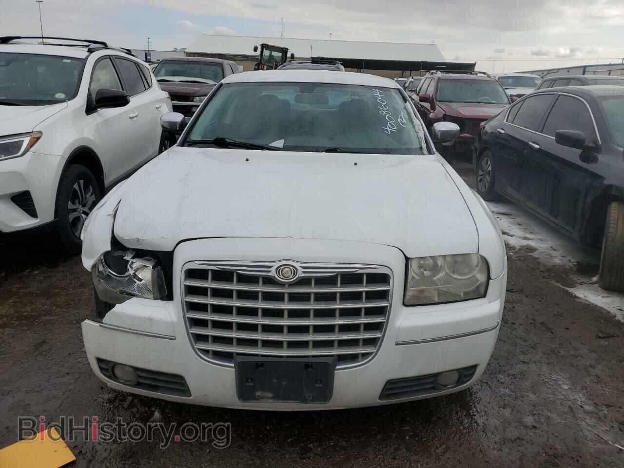 2010 CHRYSLER 300 - VIN: 2C3CA5CV5AH325808 - Фото 5