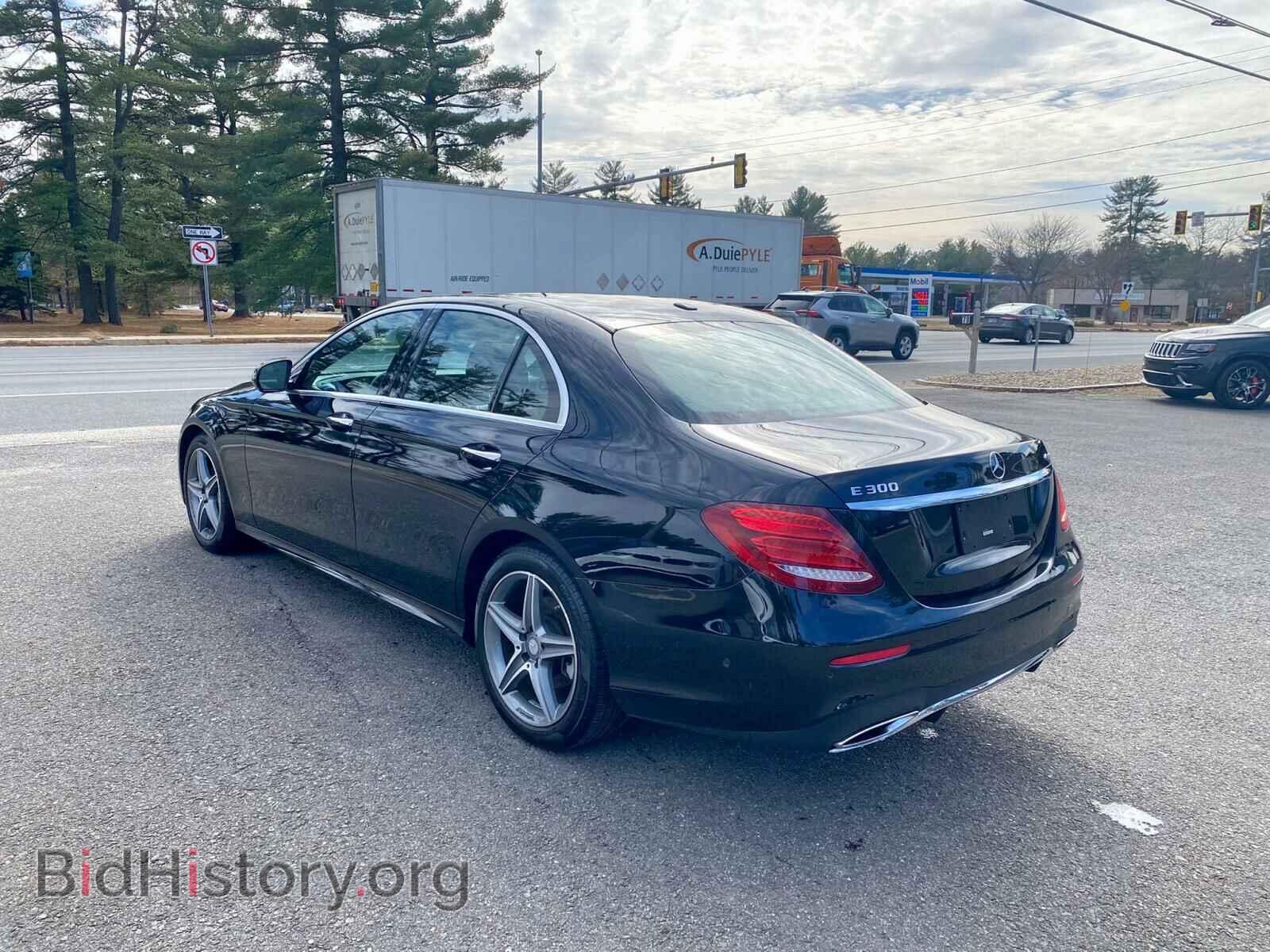 2017 MERCEDES-BENZ E-CLASS - VIN: WDDZF4KB0HA180183 - Фото 4