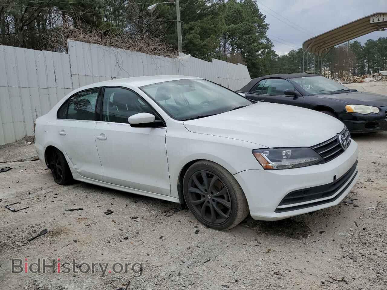 2017 VOLKSWAGEN JETTA - VIN: 3VW2B7AJ2HM373808 - Фото 4