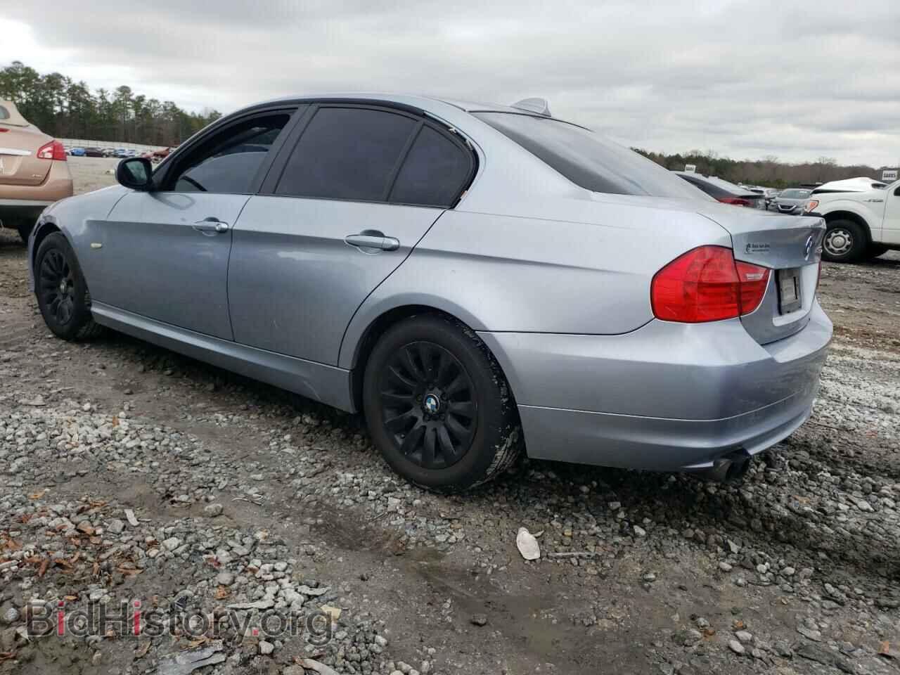 2009 BMW 3 SERIES - VIN: WBAPH73549A173323 - Фото 2