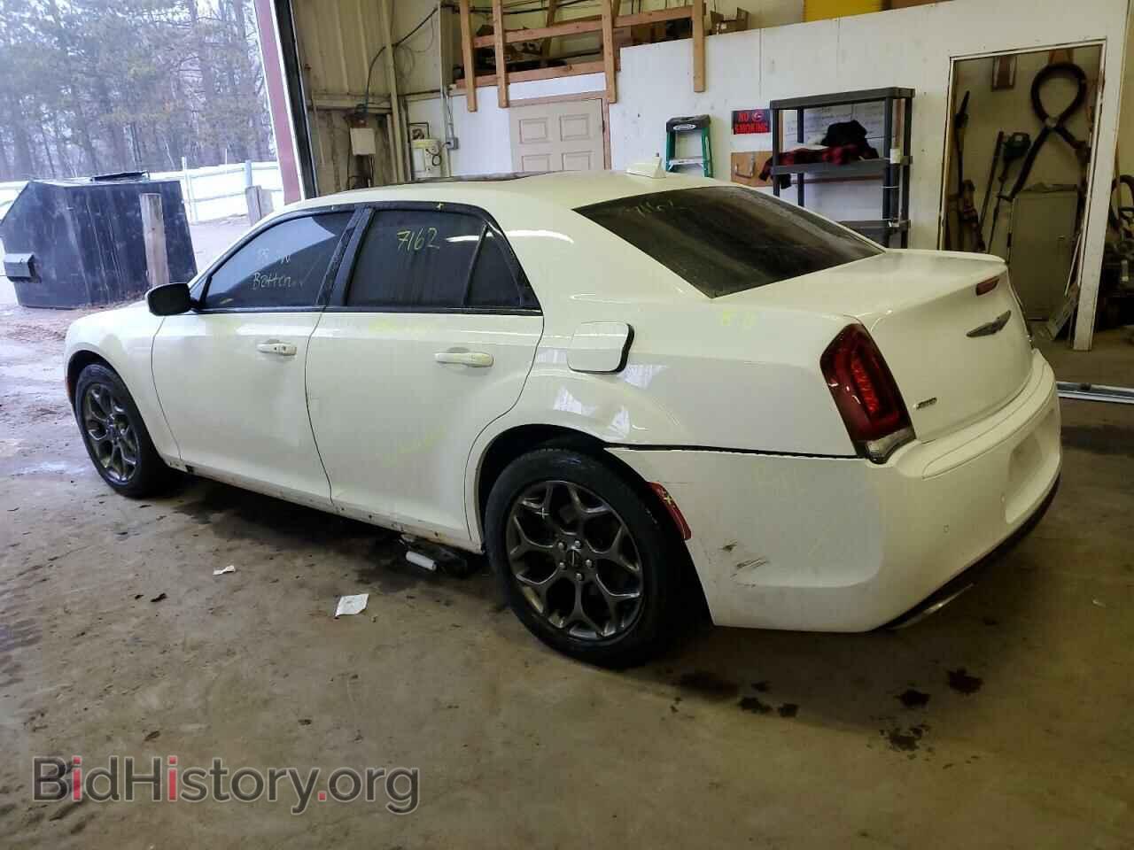 2015 CHRYSLER 300 - VIN: 2C3CCAGGXFH922748 - Фото 2