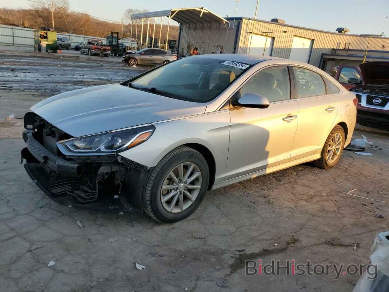 Photo 5NPE24AF9JH612907 - HYUNDAI SONATA 2018