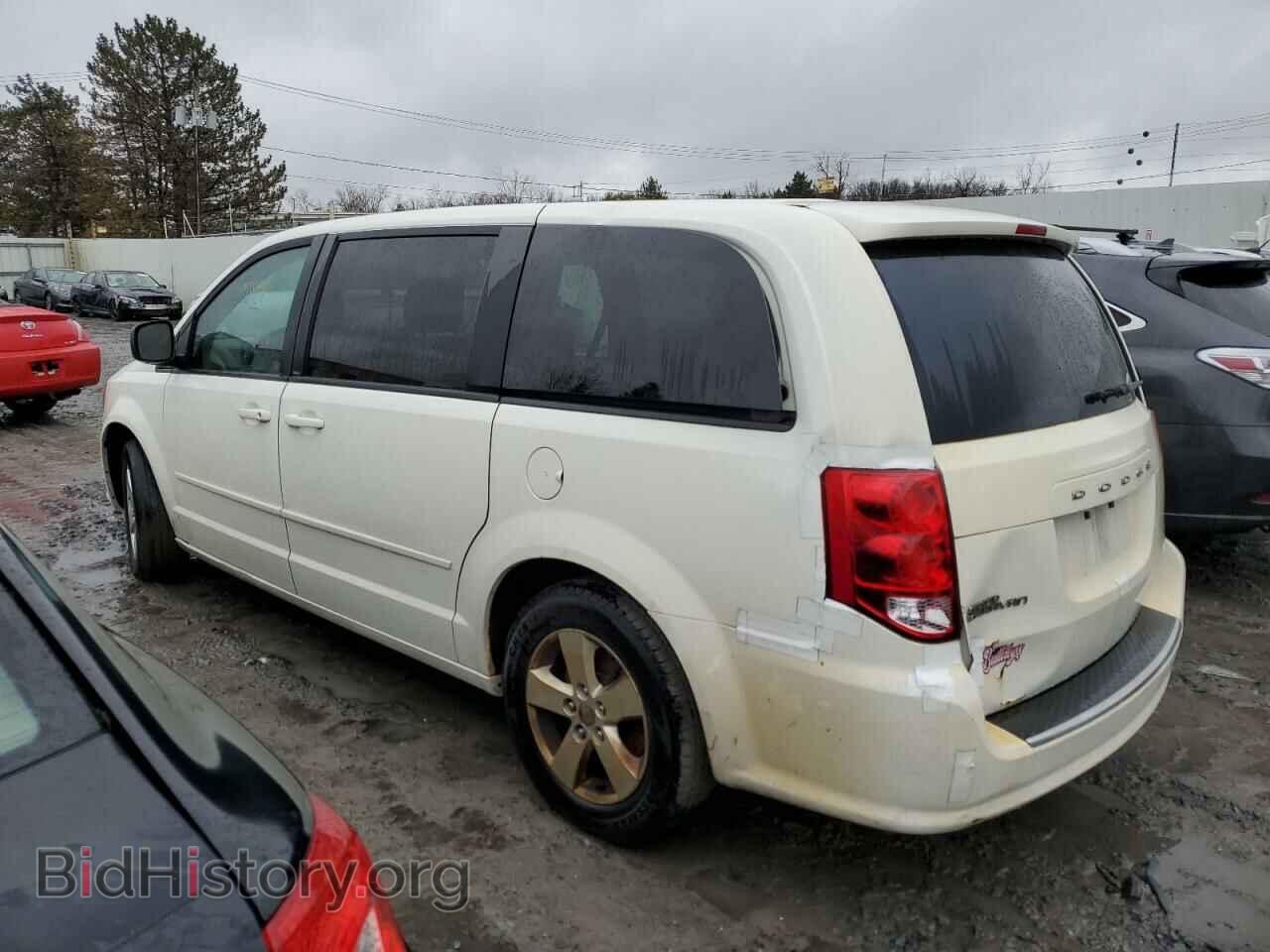 2013 DODGE CARAVAN - VIN: 2C4RDGBG0DR601371 - Фото 2