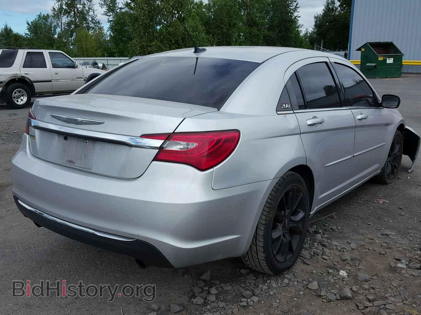 2012 CHRYSLER 200 - VIN: 1C3CCBAG2CN246314 - Фото 4