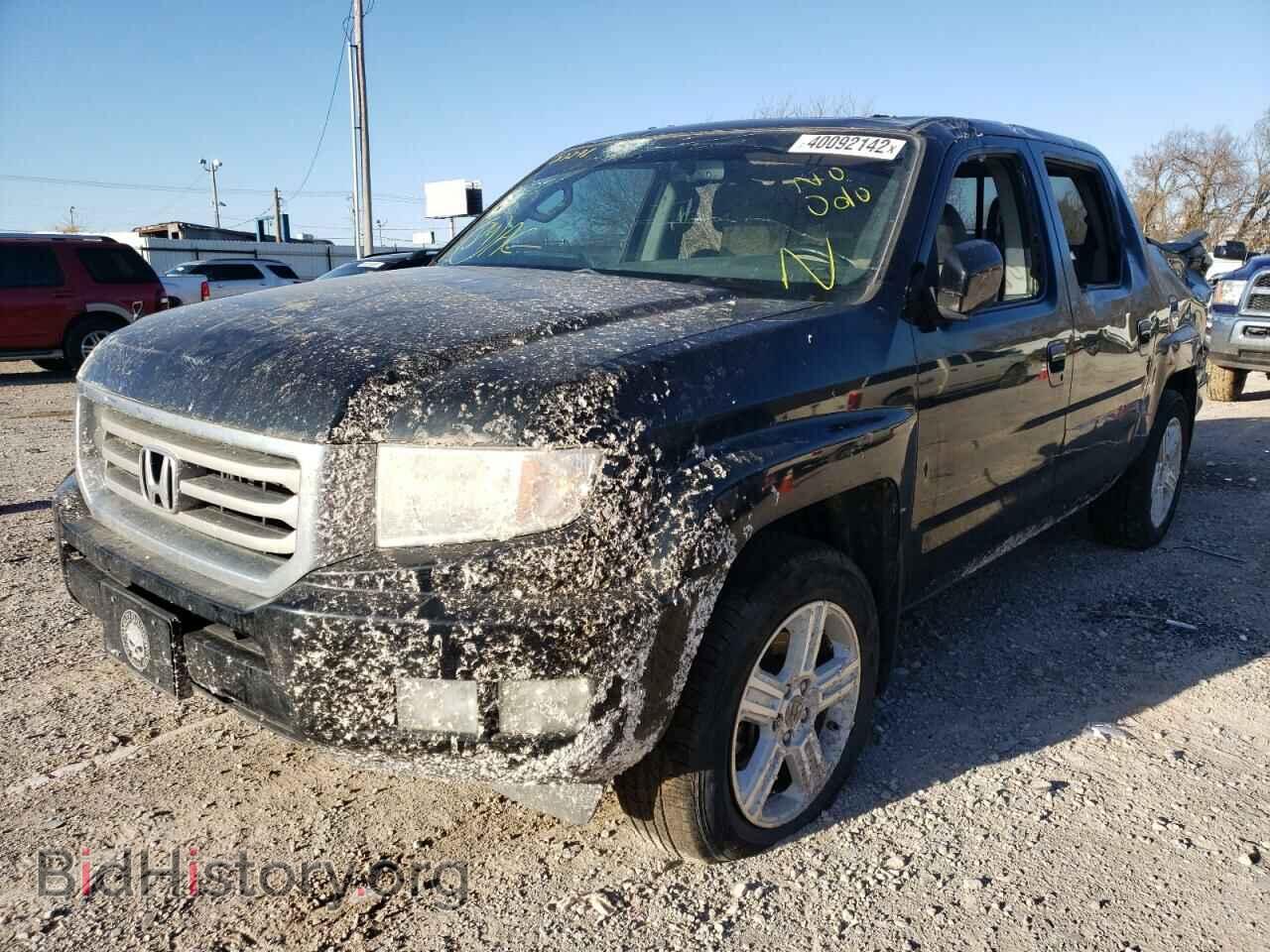 2013 HONDA RIDGELINE - VIN: 5FPYK1F53DB013278 - Фото 2