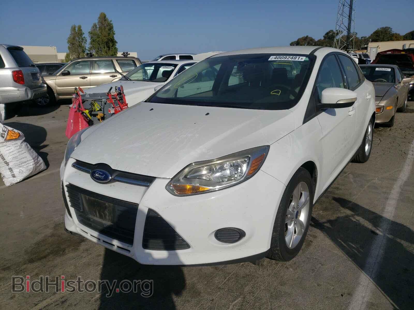 2014 FORD FOCUS - VIN: 1FADP3F2XEL363876 - Фото 2
